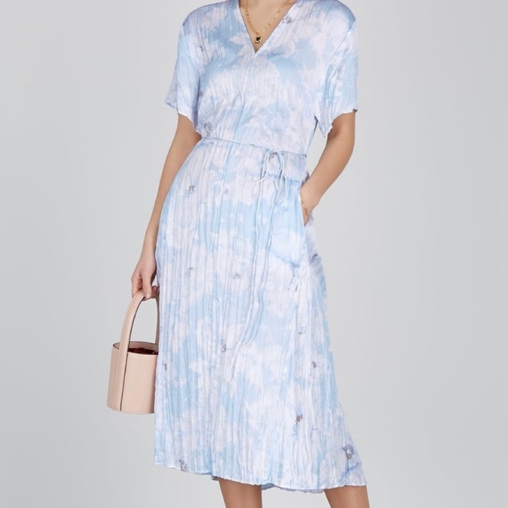 Vince Women's Sky Blue Textured Floral V-Neck Dress